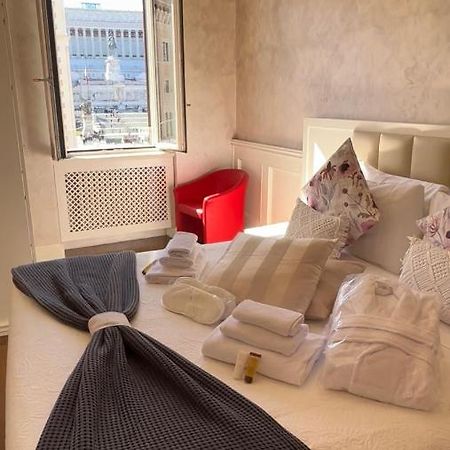 Piazza Venezia Luxury Suite Rome Buitenkant foto