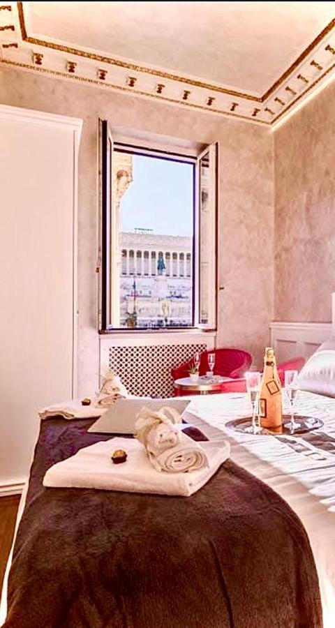 Piazza Venezia Luxury Suite Rome Buitenkant foto