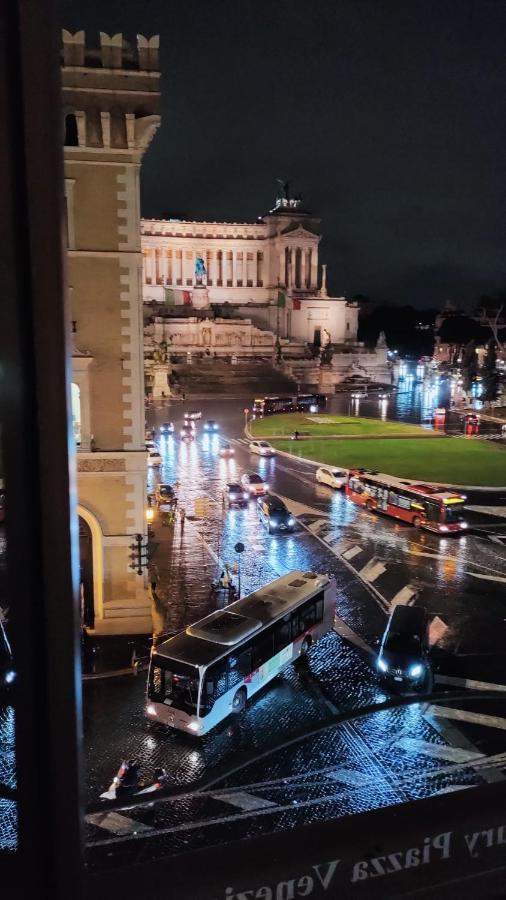 Piazza Venezia Luxury Suite Rome Buitenkant foto