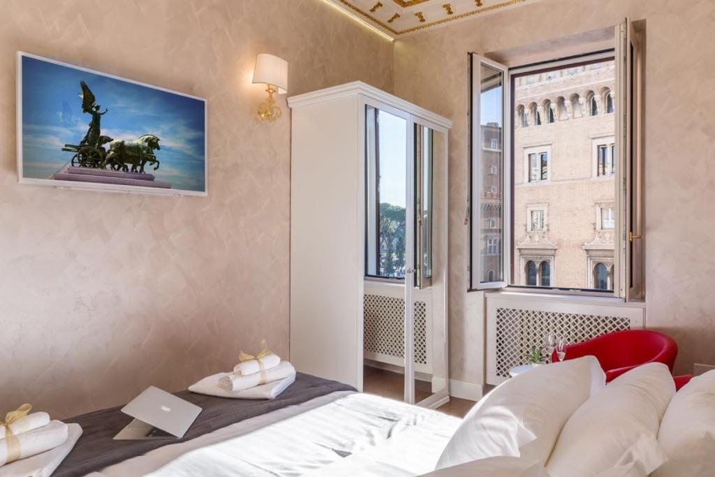 Piazza Venezia Luxury Suite Rome Buitenkant foto