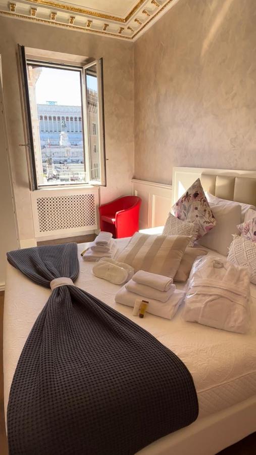 Piazza Venezia Luxury Suite Rome Buitenkant foto