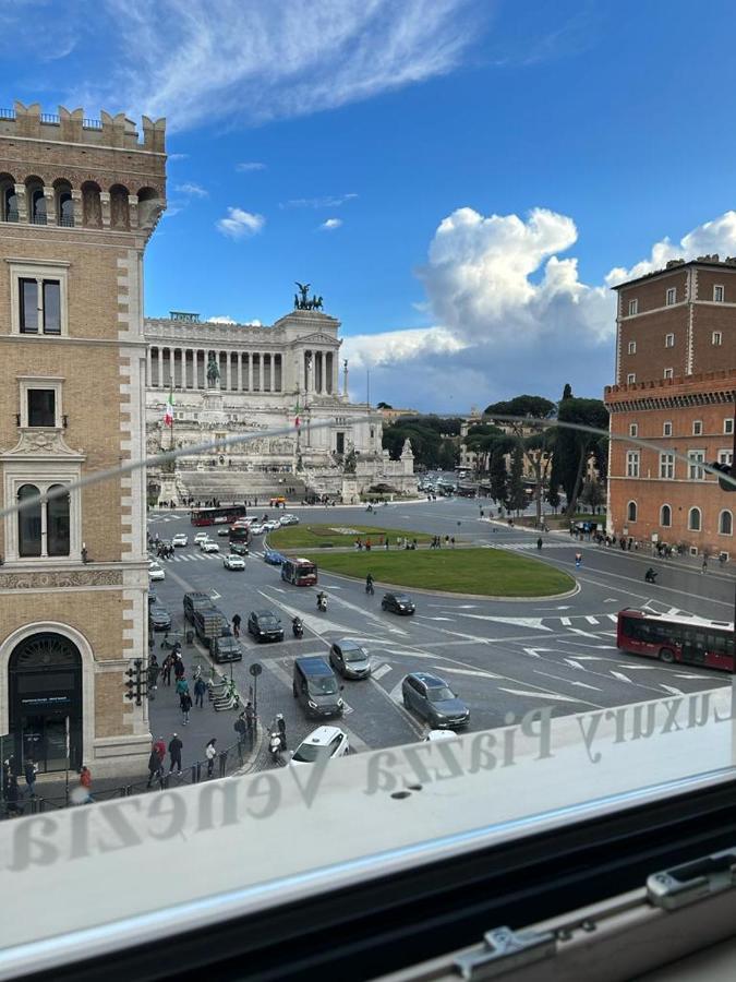 Piazza Venezia Luxury Suite Rome Buitenkant foto