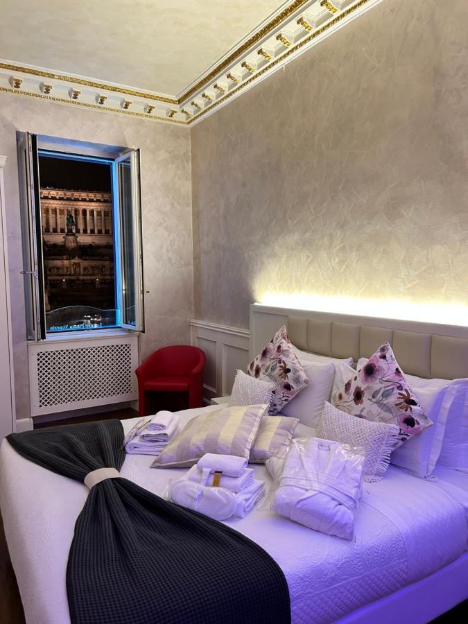 Piazza Venezia Luxury Suite Rome Buitenkant foto