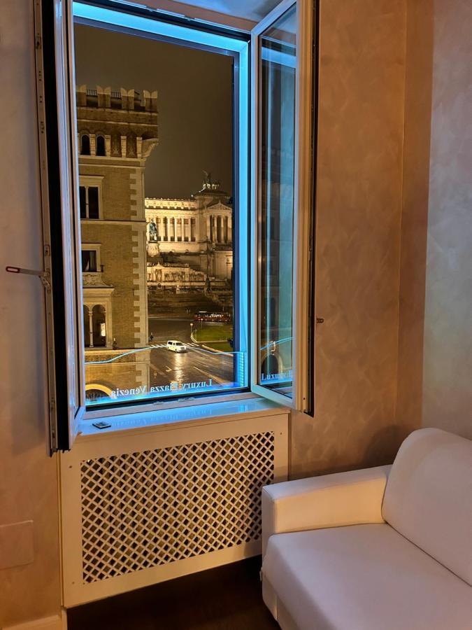 Piazza Venezia Luxury Suite Rome Buitenkant foto