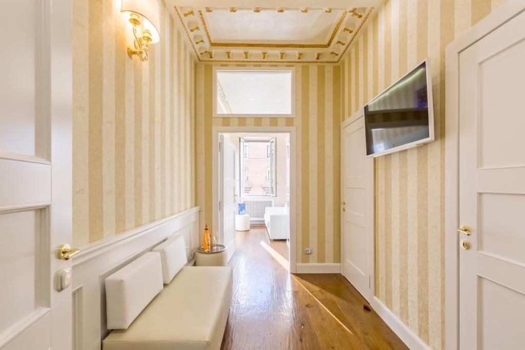 Piazza Venezia Luxury Suite Rome Buitenkant foto