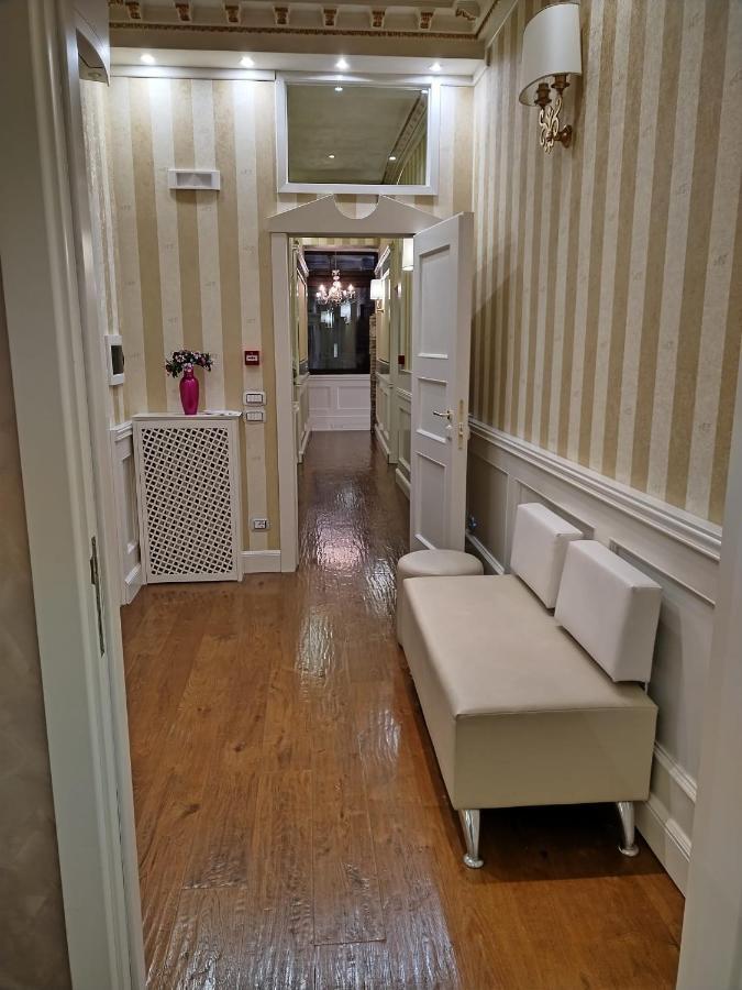 Piazza Venezia Luxury Suite Rome Buitenkant foto