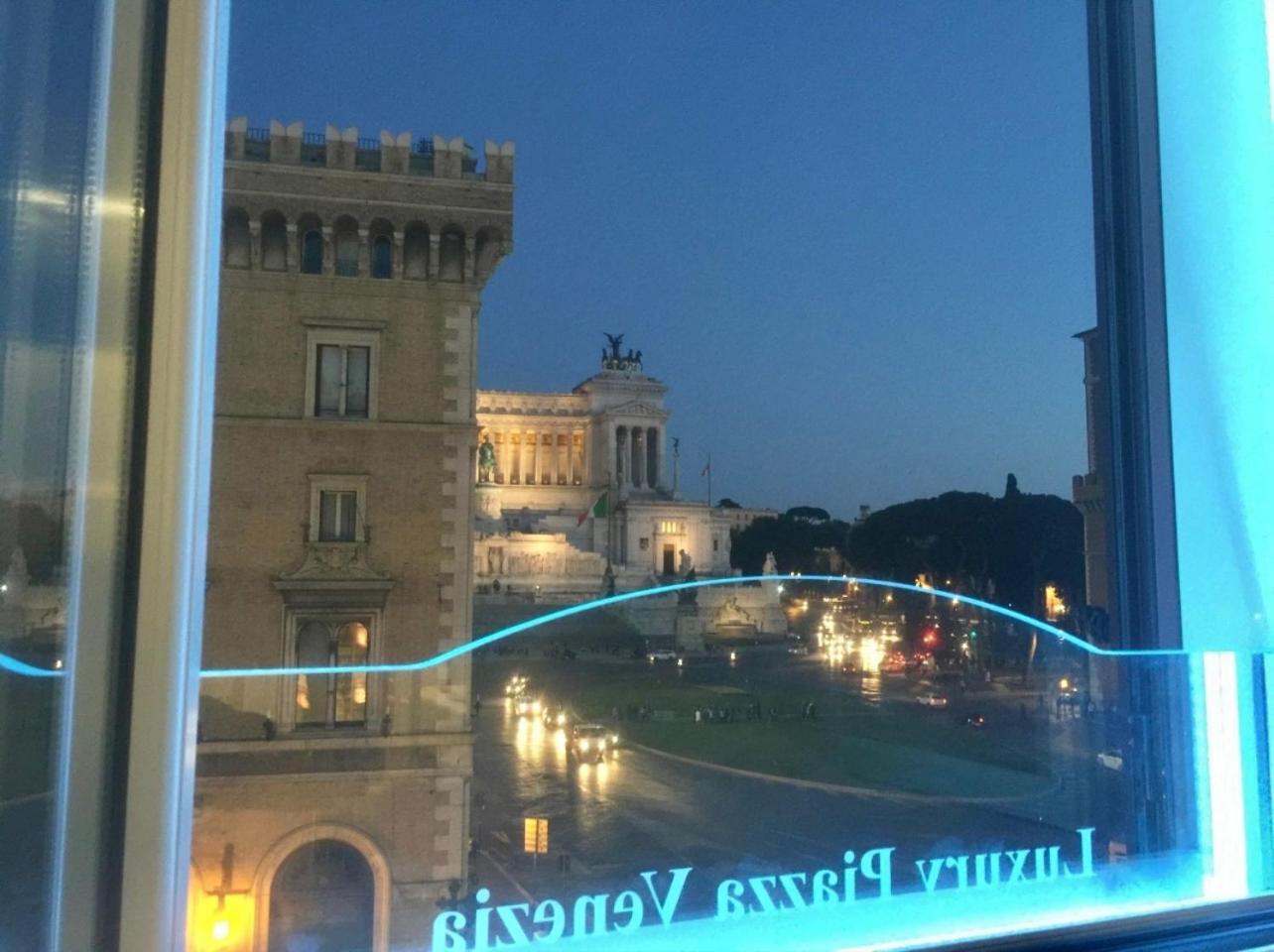 Piazza Venezia Luxury Suite Rome Buitenkant foto